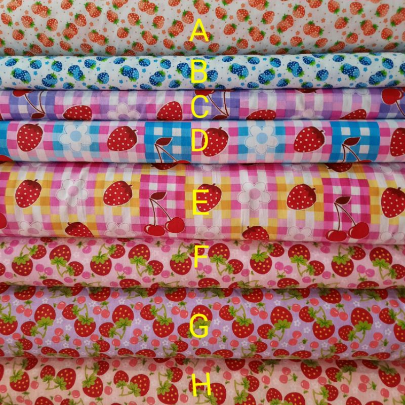 Kain Katun Meteran Motif Strawberry Stroberi