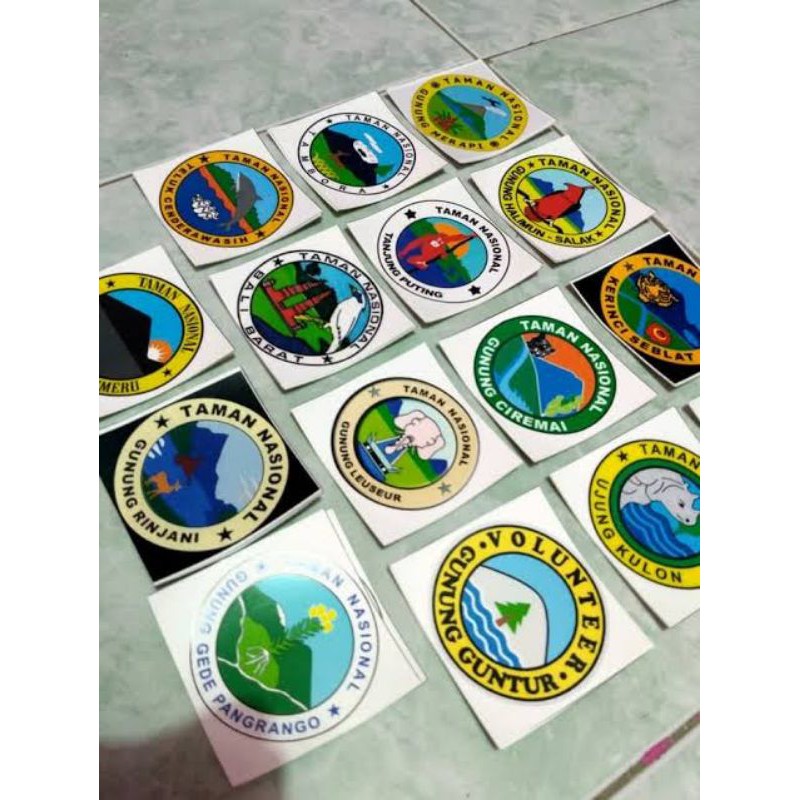 

STIKER GUNUNG