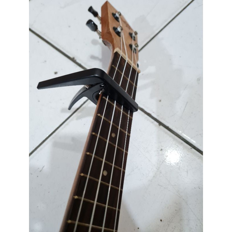 capo kapo kusus utk ukulele