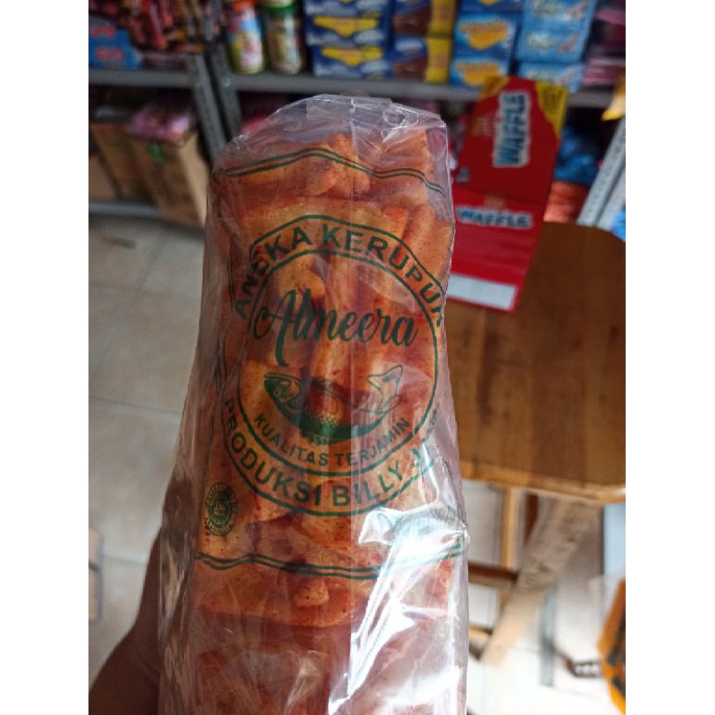 

Kerupuk Pedas Berbentuk Stik Belimbing