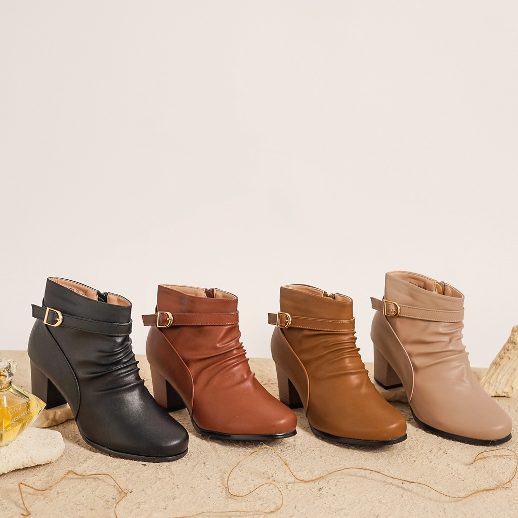 Laviola Shoes - Pantofel Boots Wanita - 1773 LSK