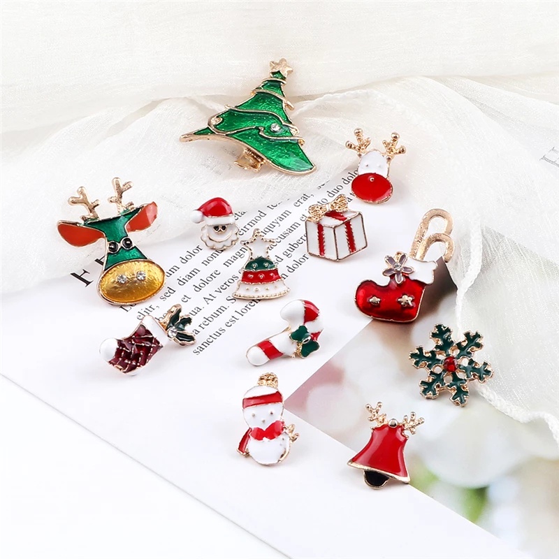 Creative Santa Claus Christmas Tree Modeling Metal Badge Pins/ Cute Denim Coat Lapel Anime Brooch