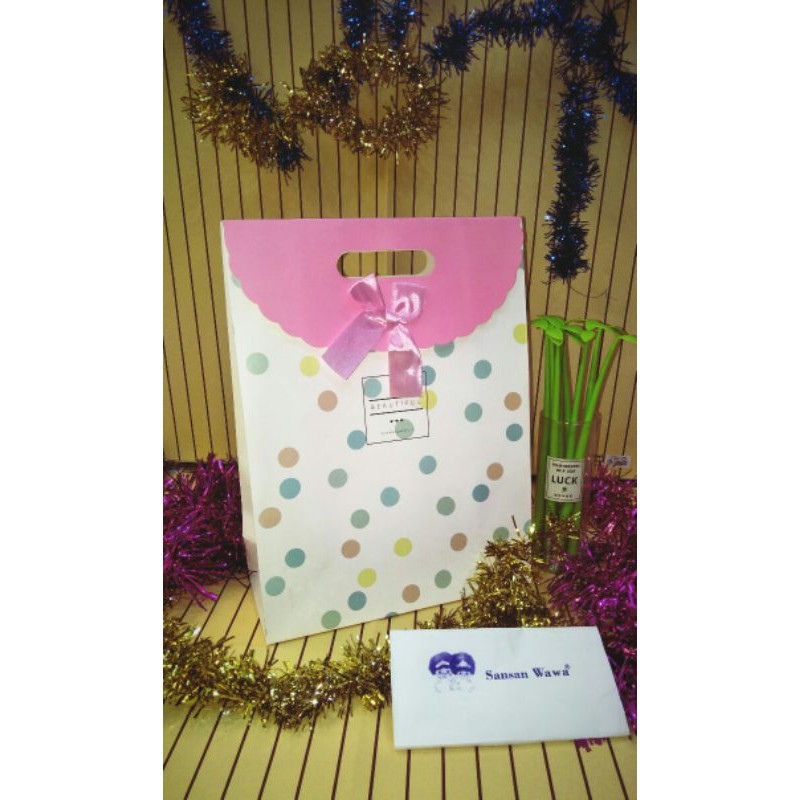 

paper bag motif