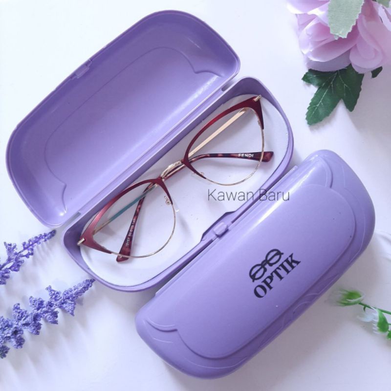 Box Kacamata / Tempat Kacamata 1-Optik Ungu