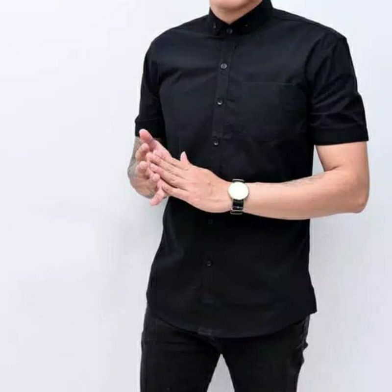 Kemeja Lengan Pendek /Kemeja Polos / Kemeja Slimfit / Kemeja Casual Pendek PUTIH