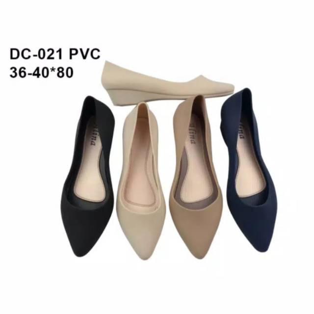 Sepatu Jelly Wedges Lancip