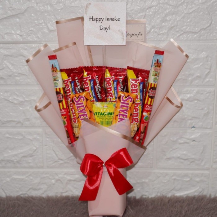 

SNACK BOUQUET SILVERQUEEN POCKY BENG BENG