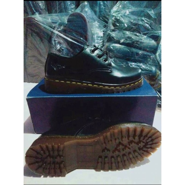 sepatu martens &amp; loafers pria wanita sepatu dr martens pendek sepatu martens sepatu boots murahEhh