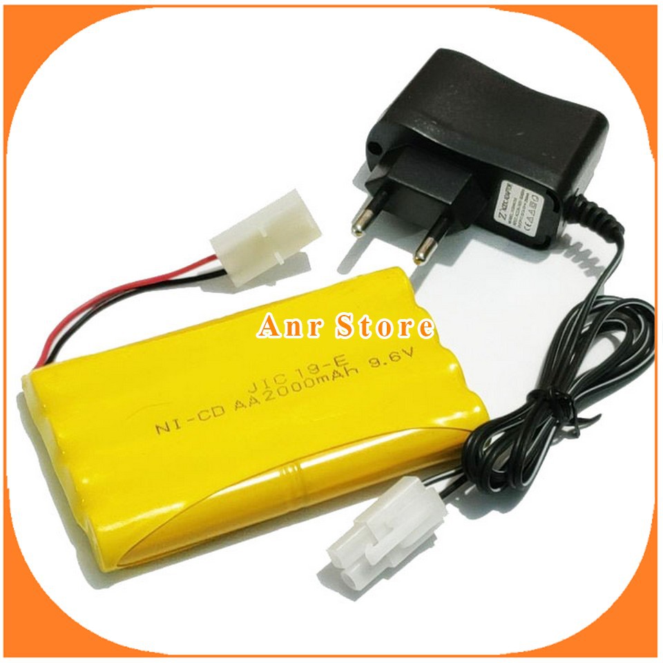 Paket Baterai NiCd Ni-Cd RC AA 2000mAh 9.6V Model 2 Socket Putih isi 8 Remote Control