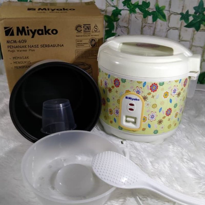 Magic com miyako mini 0,6L MCM 609 - Warm and Cook rice cooker mini MCM609