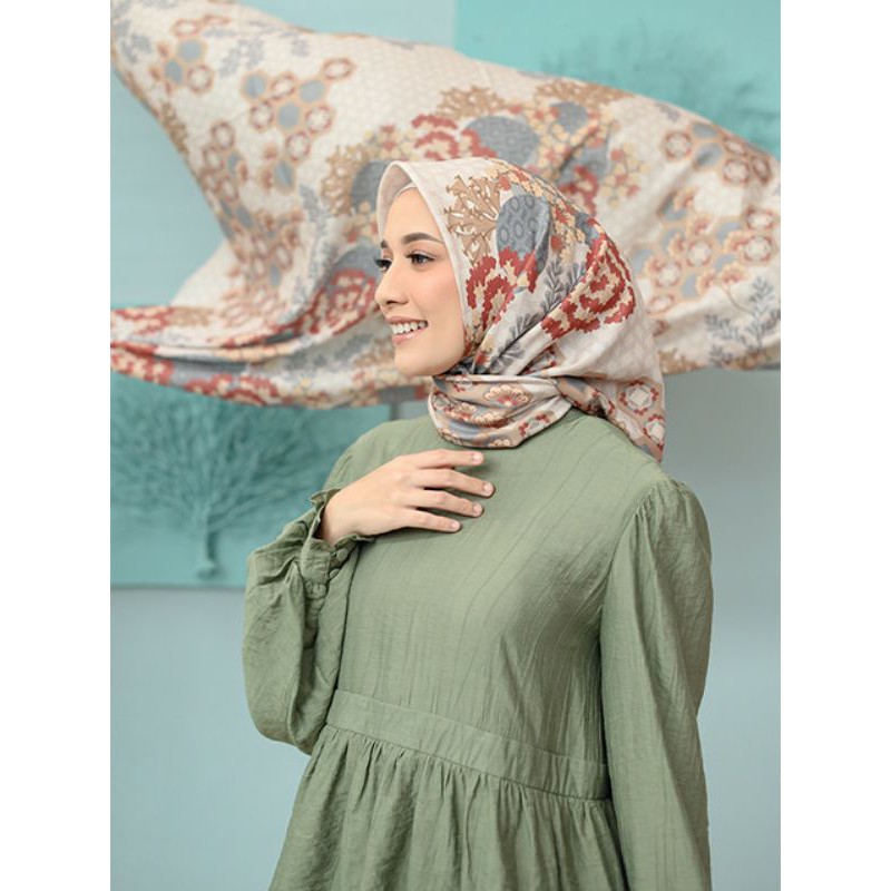 Marina Scarf by Wearing Klamby - Gray Sand