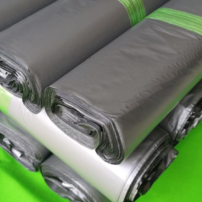 

Lebih Bagus Polymailer Silver 40x60 Semi Glossy Isi 50 Lembar