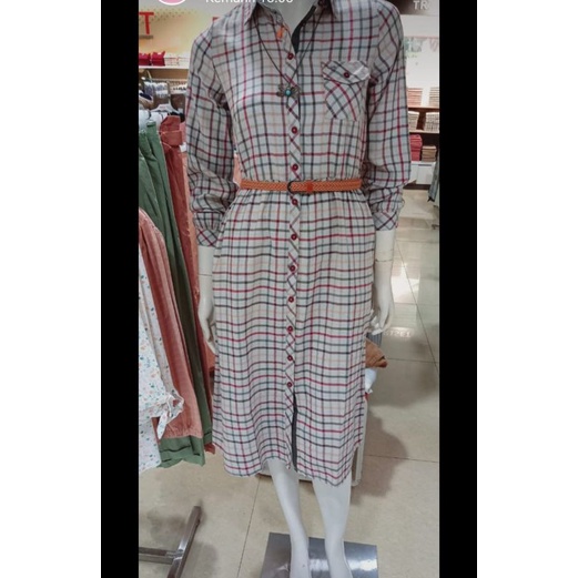 Dress wanita triset