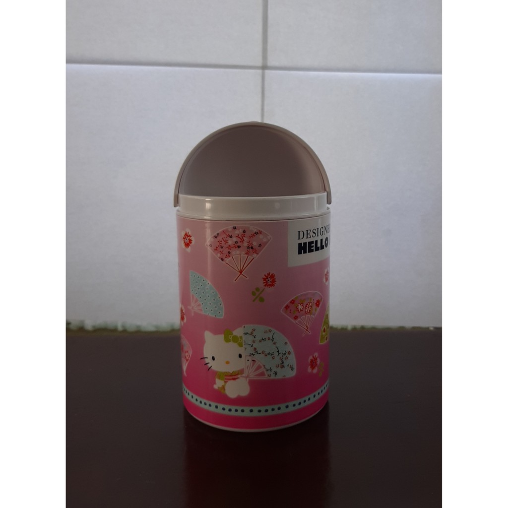 

Tempat Pensil Hello Kitty