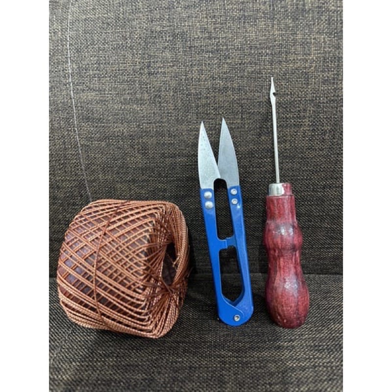 PAKET ISI 3 alat sol sepatu - JARUM SOL SEPATU + GUNTING benang + BENANG SOL SEPATU