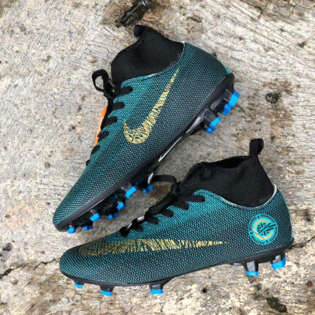 (Paket komplit) Sepatu Bola Nike Mercurial CR7 boots grade ori merah hijau tiempo legend-Hijau+Sepatusaja