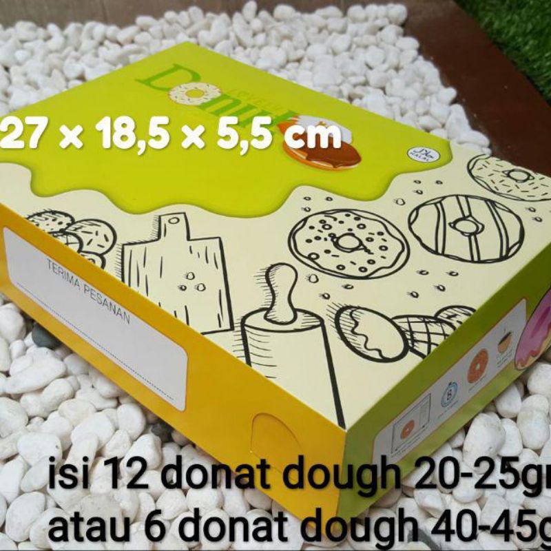 Harga Grosir 200 dus donat hijau 27x18,5x5,5 cm / dus donat isi 12 donat mini dough 20-25gr / dus do