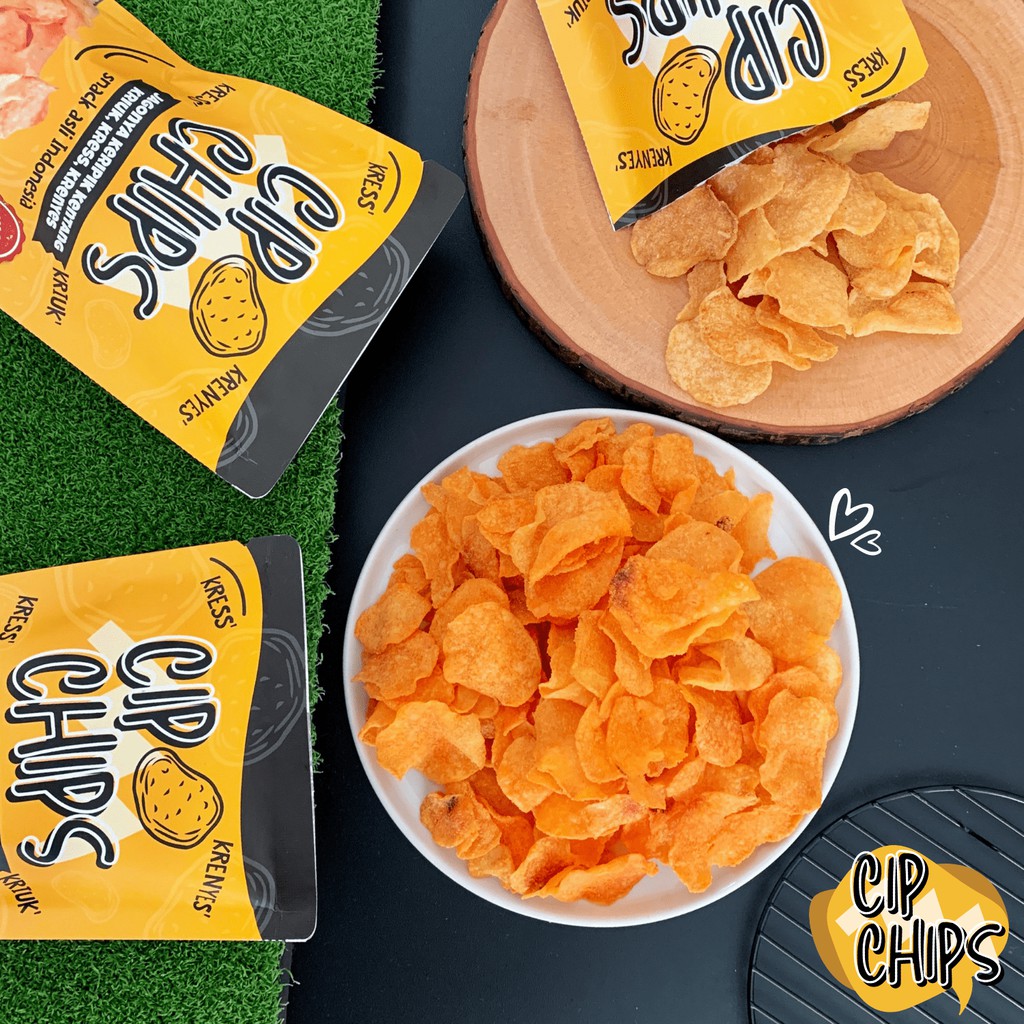 

CIPCHIPS SNACK CEMILAN CHIPS KERIPIK KENTANG 65 gr Bumbu BBQ, Balado, Jagung Bakar, Cheese