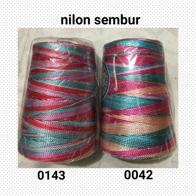 Benang rajut nilon sembur cap peniti (1gulung)