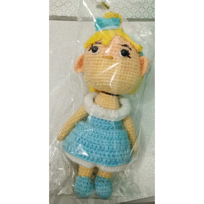boneka rajut cinderella