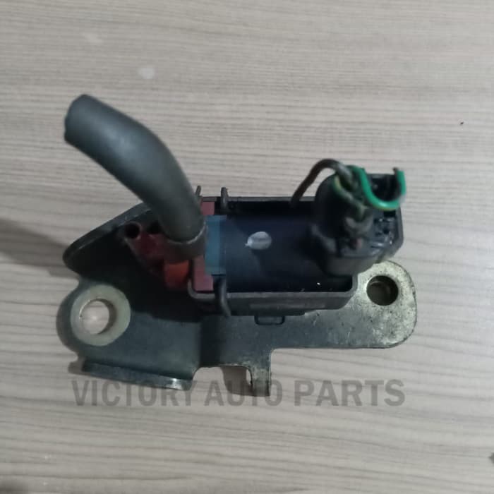 Vacum Switch Vacuum Valve Angin AC Daihatsu Max L950S EF - DET 17650 - 97203 - 136200 -1870 Denso As