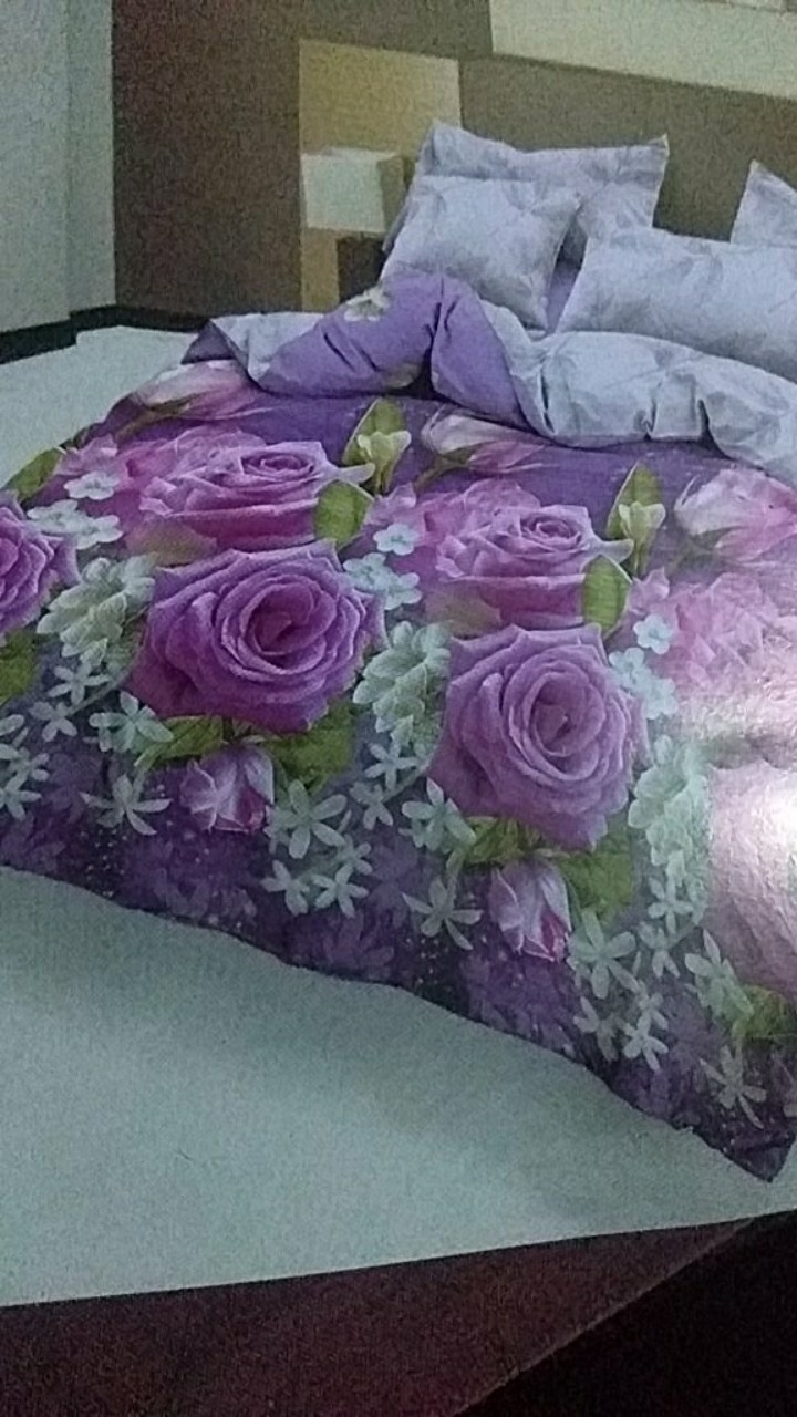 Sprei Lady Rose  Motif Amelia
