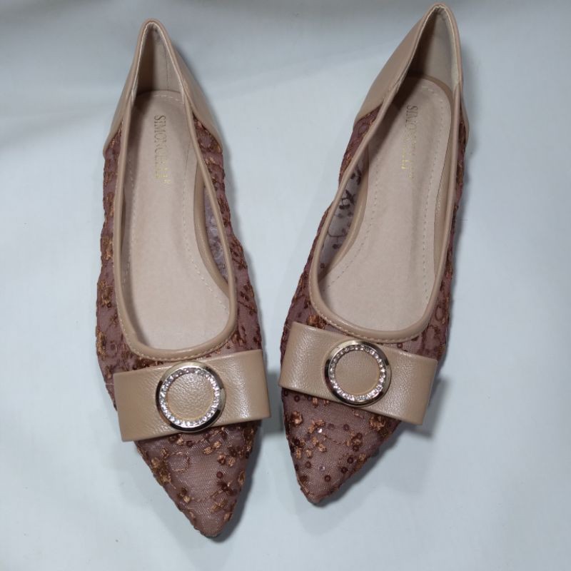 flat shoes /flat brokat/flat shoes murah/ Flat shoes import/sepatu kerja / sepatu santai