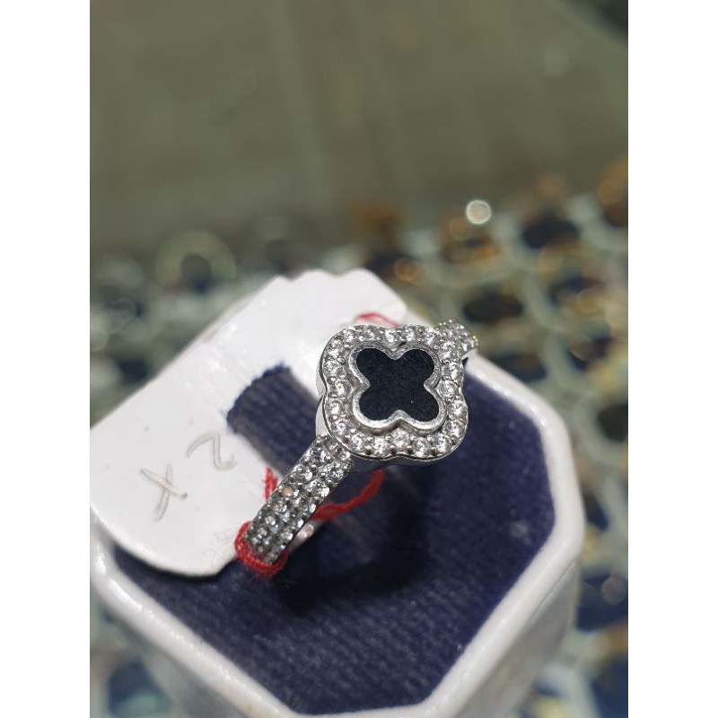 cincin emas putih model fashion vc matamata