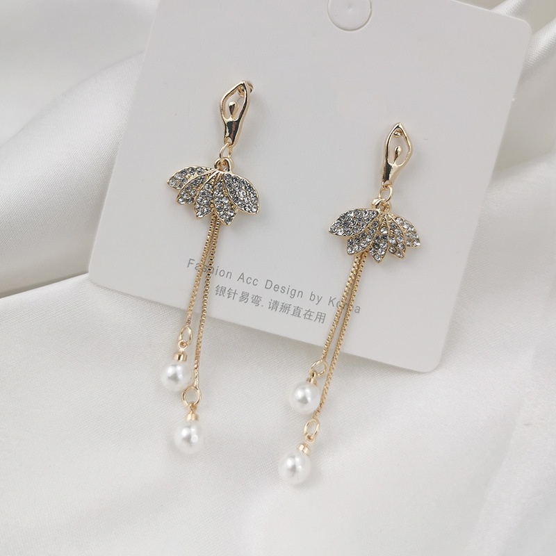 Anting Tusuk Gantung Temperament Bahan Silver Hias Mutiara Gaya Koreatrendy Tipis Untuk Wanita