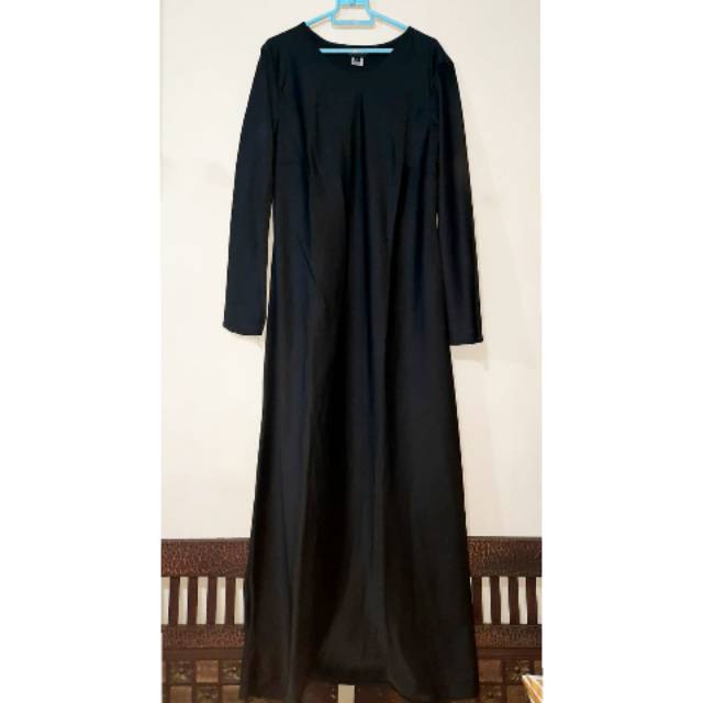 [PRELOVED] - Plain black dress
Raden sirait