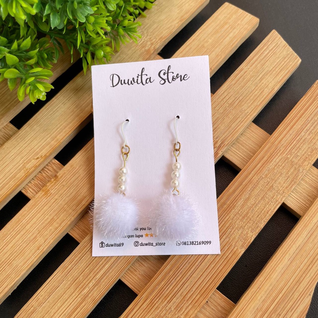 HANDMADE ANTING DEWASA KAITAN PLASTIK MOTIF POM-POM(GOLD)