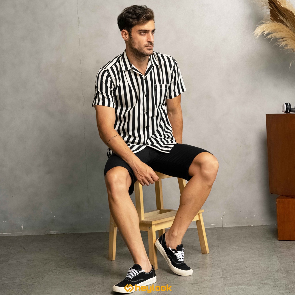 Kemeja Strip Stripe Kemeja Salur Belang Pria Kemeja Lengan Pendek Motif Garis Kemeja Santai Casual Formal Kemeja Distro Branded Original Premium