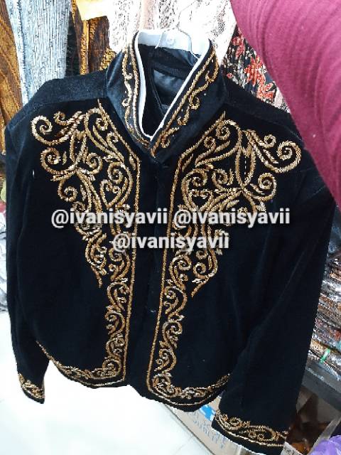 Beskap bludru Payet/ Beskap Pengantin