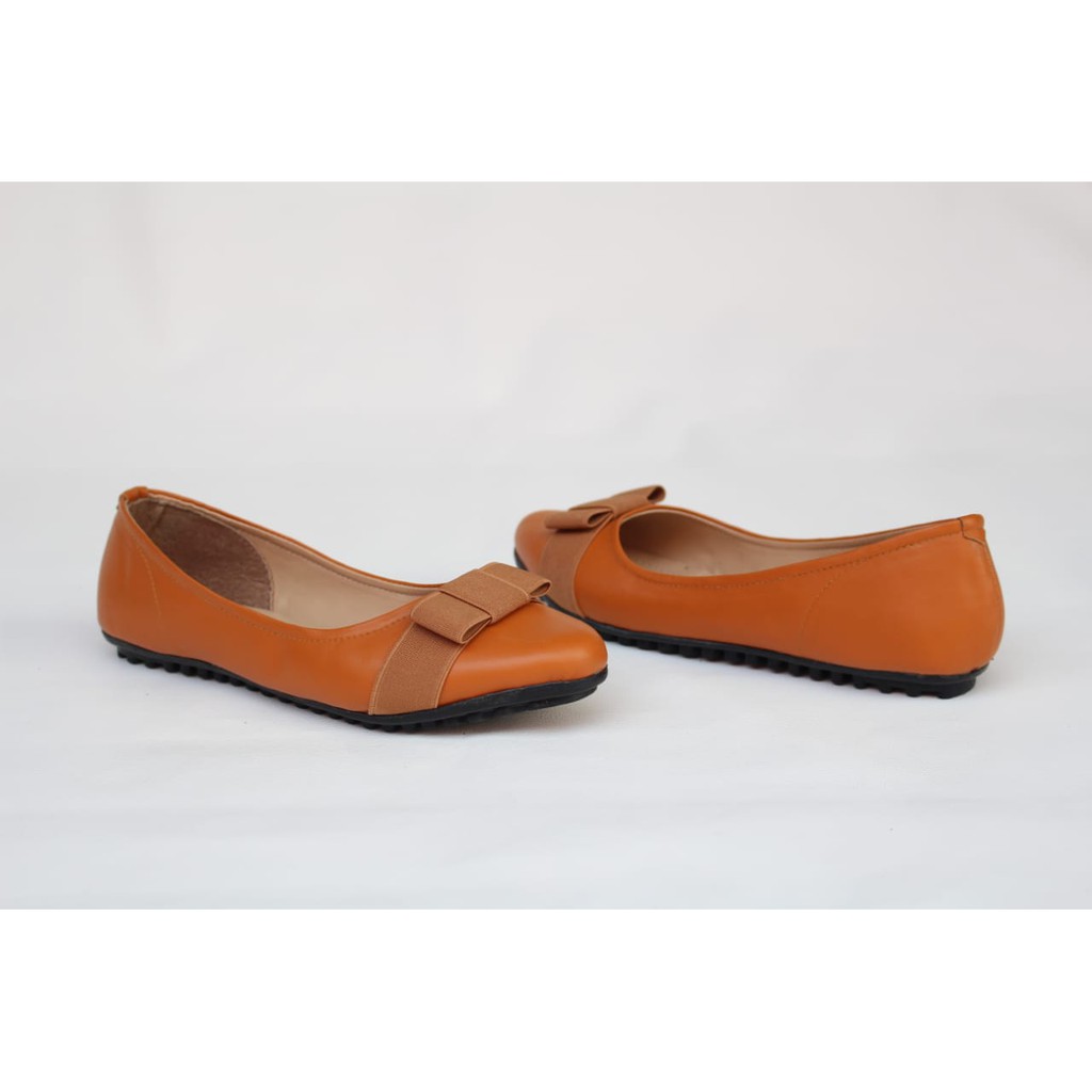 Sepatu wanita Flatshoes GRATICA UD60