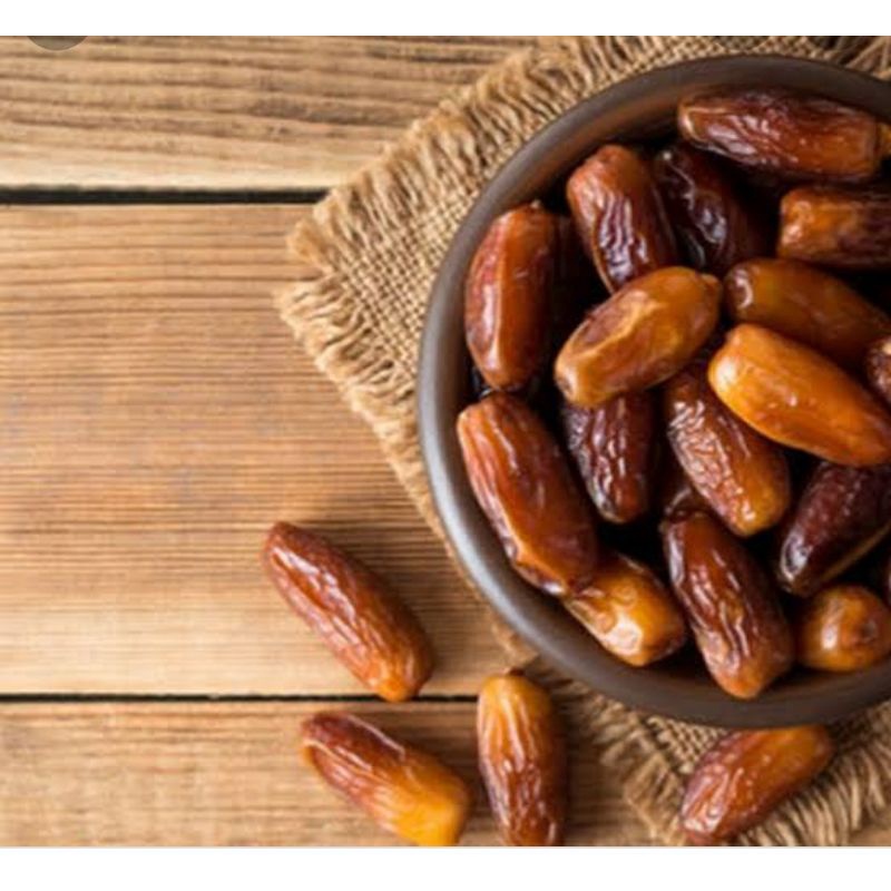 

pengganti Snack dengan kurma