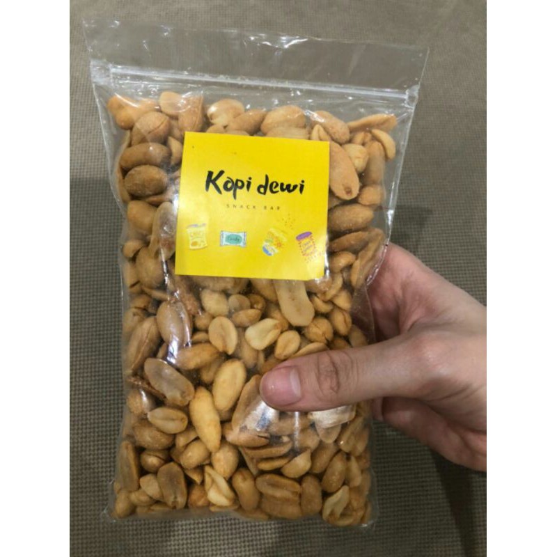 

Kacang bawang 250 gr - snack / cemilan