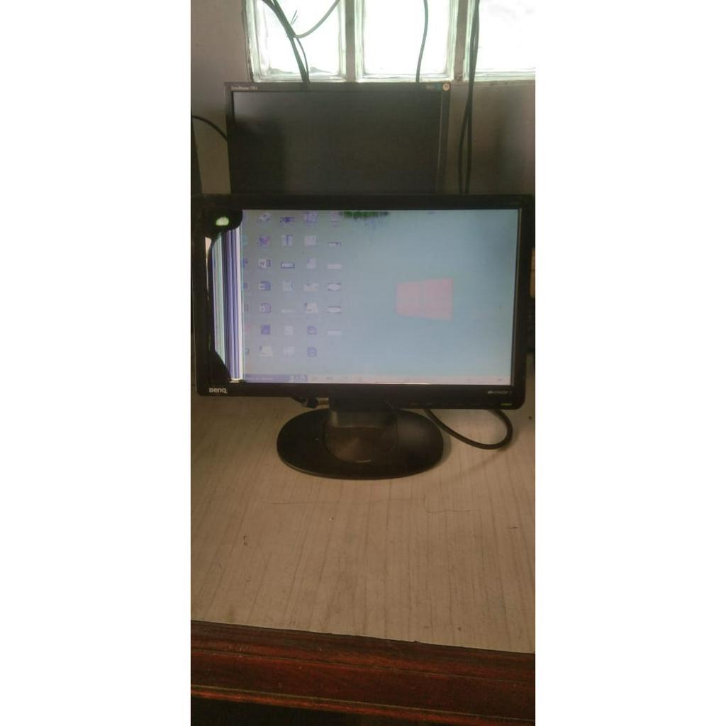 monitor lcd benq ET-0024 16 inch minus