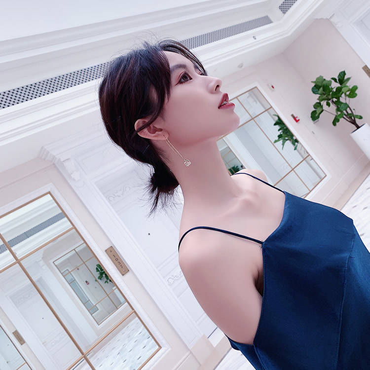 Anting Gantung Panjang Model Geometri Hollow Rumbai Gaya Korea Untuk Wanita