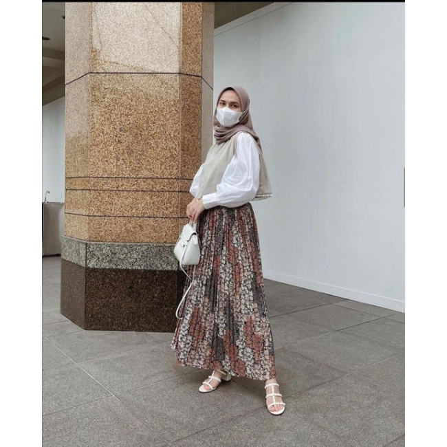 Risya Skirt by Alln.knitwear