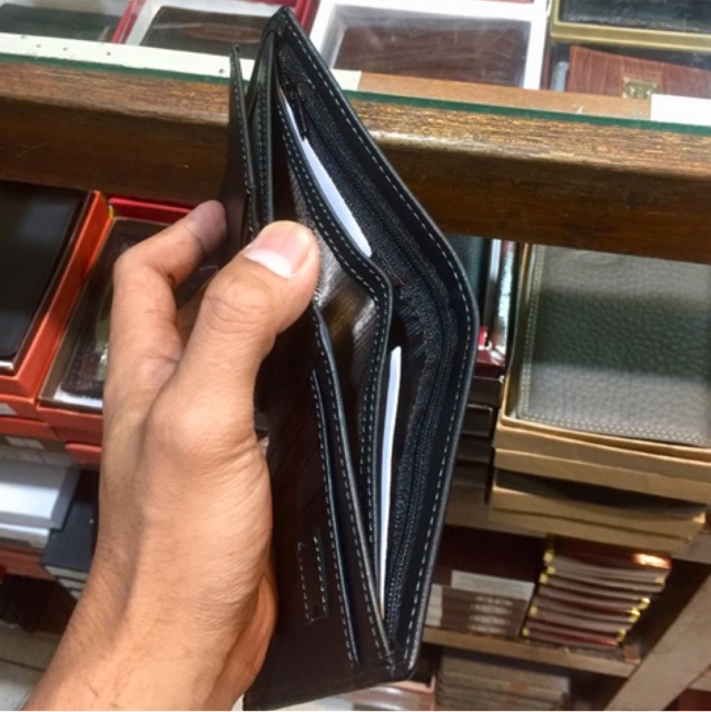 Dompet pria kulit asli berkualitas #dompet #dompetpria #dompetcowok #dompetbagus #dompetkulit