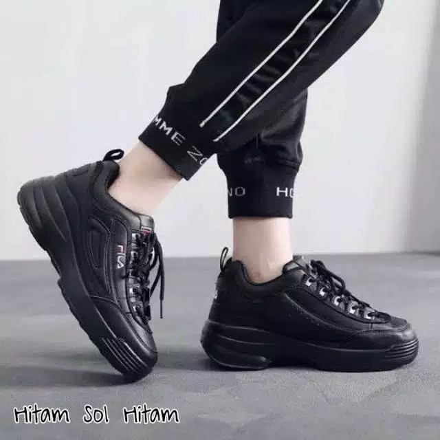 sneaker full black
