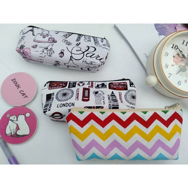 

Pouch kanvas / tempat alat tulis