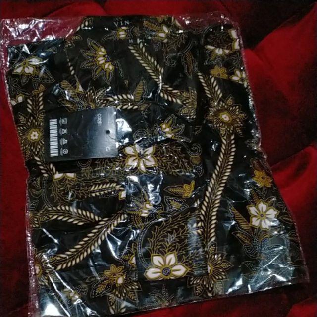 Kemeja Batik Panjang Kantor / Batik Pria Motif Keraton