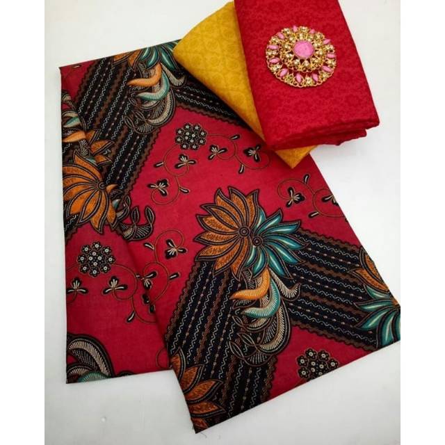 Setelan kain batik dan embos harga terpidah motif bunga zigzag