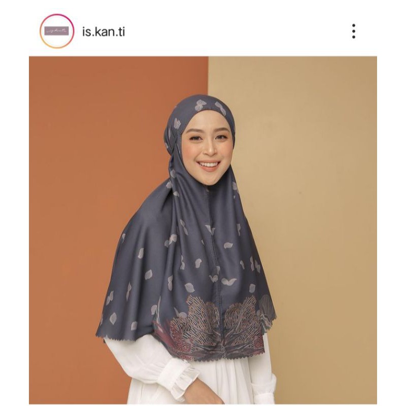 Bergo Anahita by Iskanti warna navy