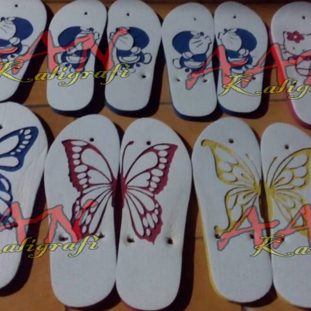 Sandal swallow ukir gambar + nama