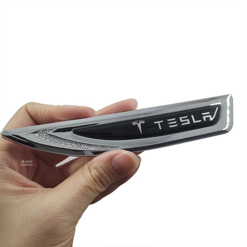 2pcs Stiker Emblem Logo Tesla Bahan Metal Untuk Fender Samping Mobil Tesla