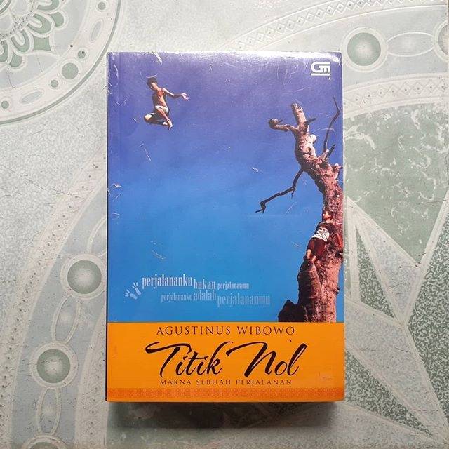 Buku Titik Nol Makna Sebuah Perjalanan By Agustinus Wibowo Shopee Indonesia