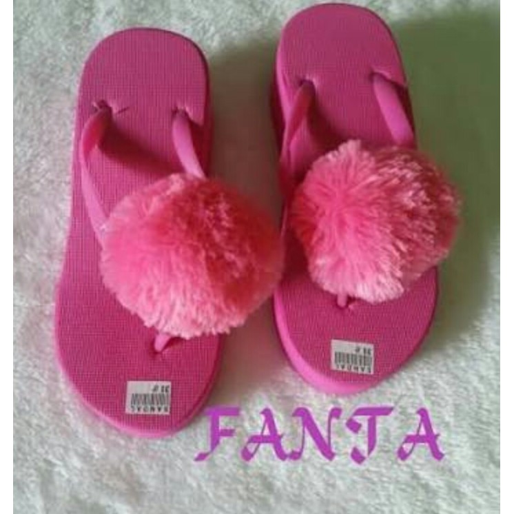 Wedges Pompom 7 cm