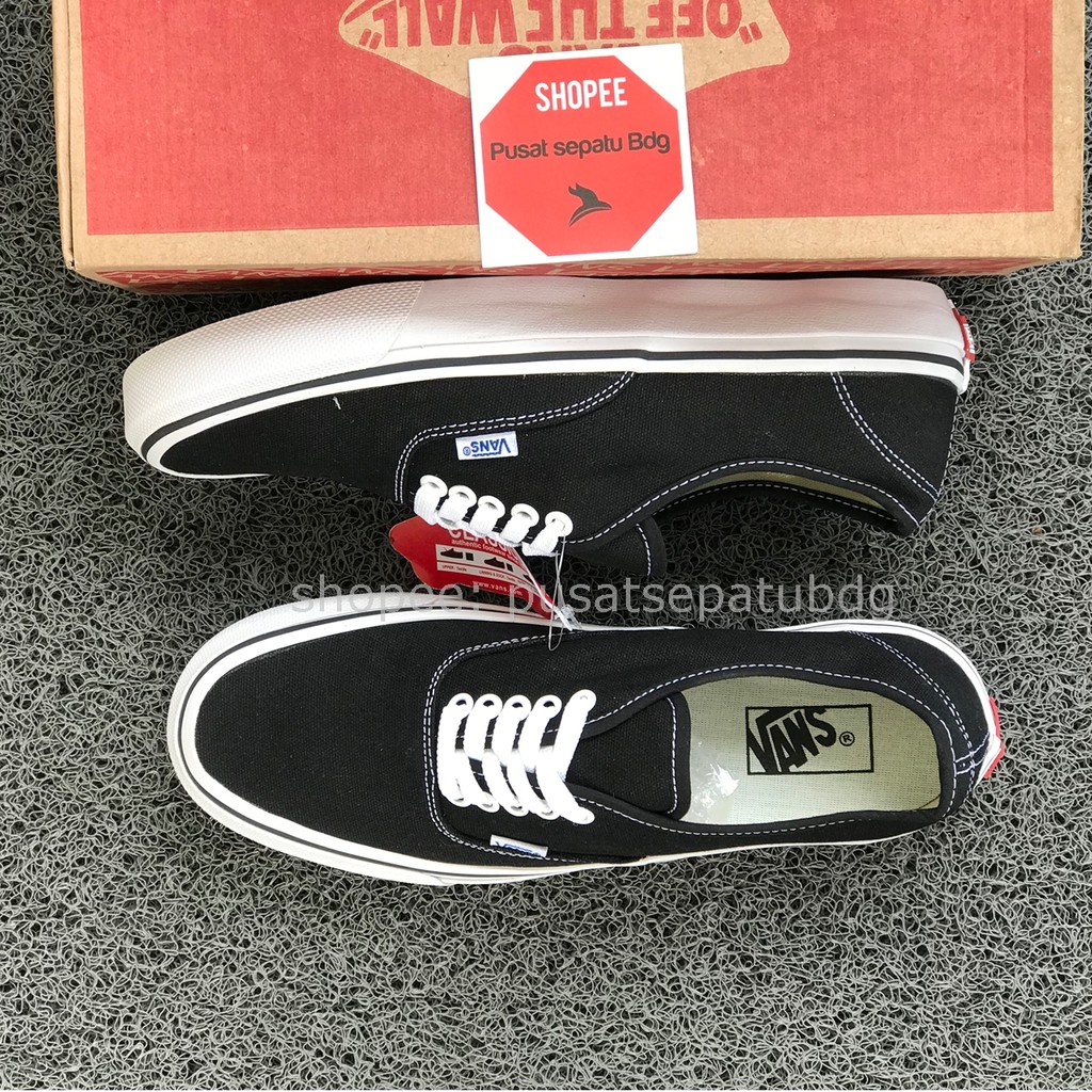 VANS AUTHENTIC CLASSIC BLACK WHITE